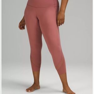 Lululemon Crop Wunder Under Leggings
